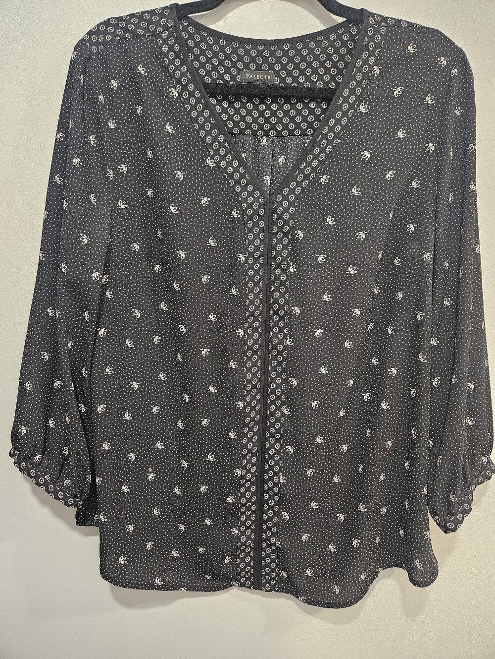 Talbots Black White Floral Blouse Women’s Large 3/4 Sleeve Lightweight Top